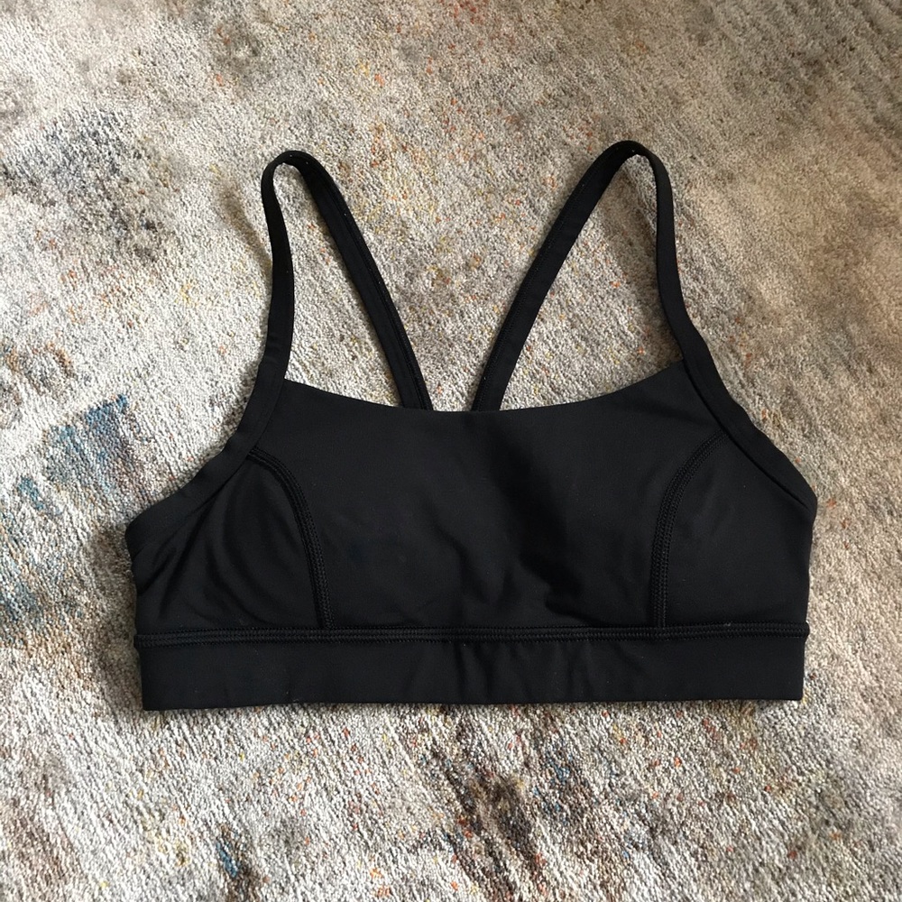 Lululemon black sports bra